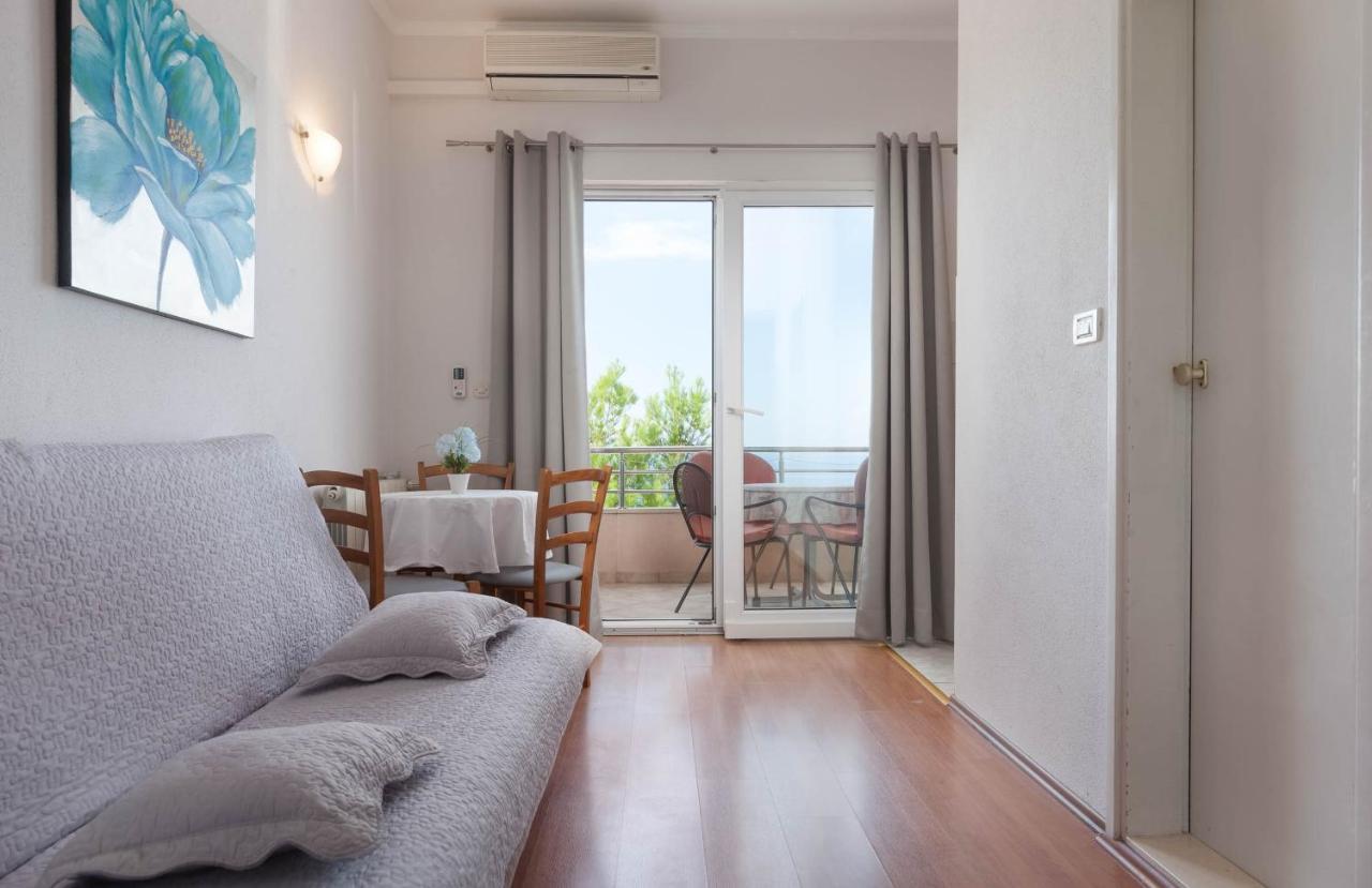 Apartments Marijan - Beachfront Tučepi Esterno foto