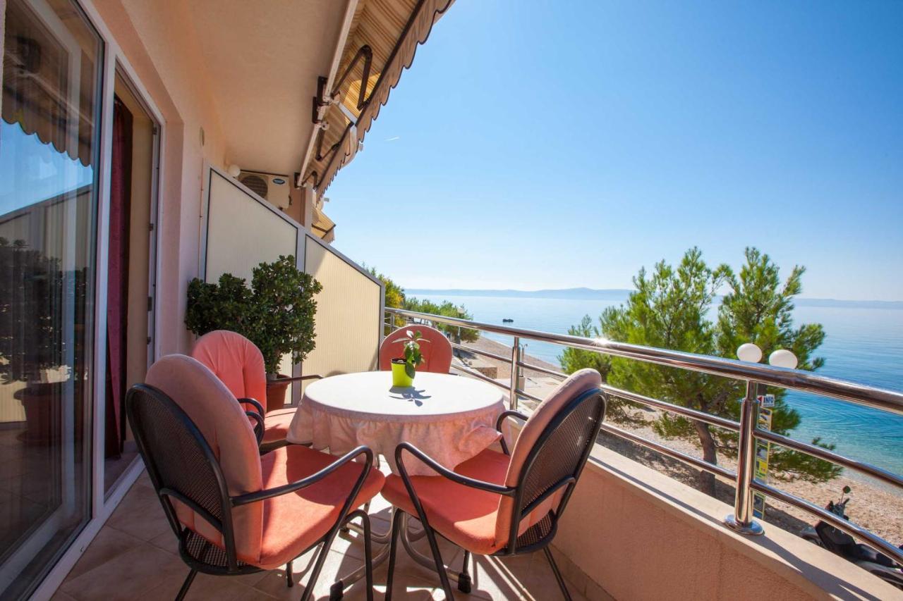 Apartments Marijan - Beachfront Tučepi Esterno foto