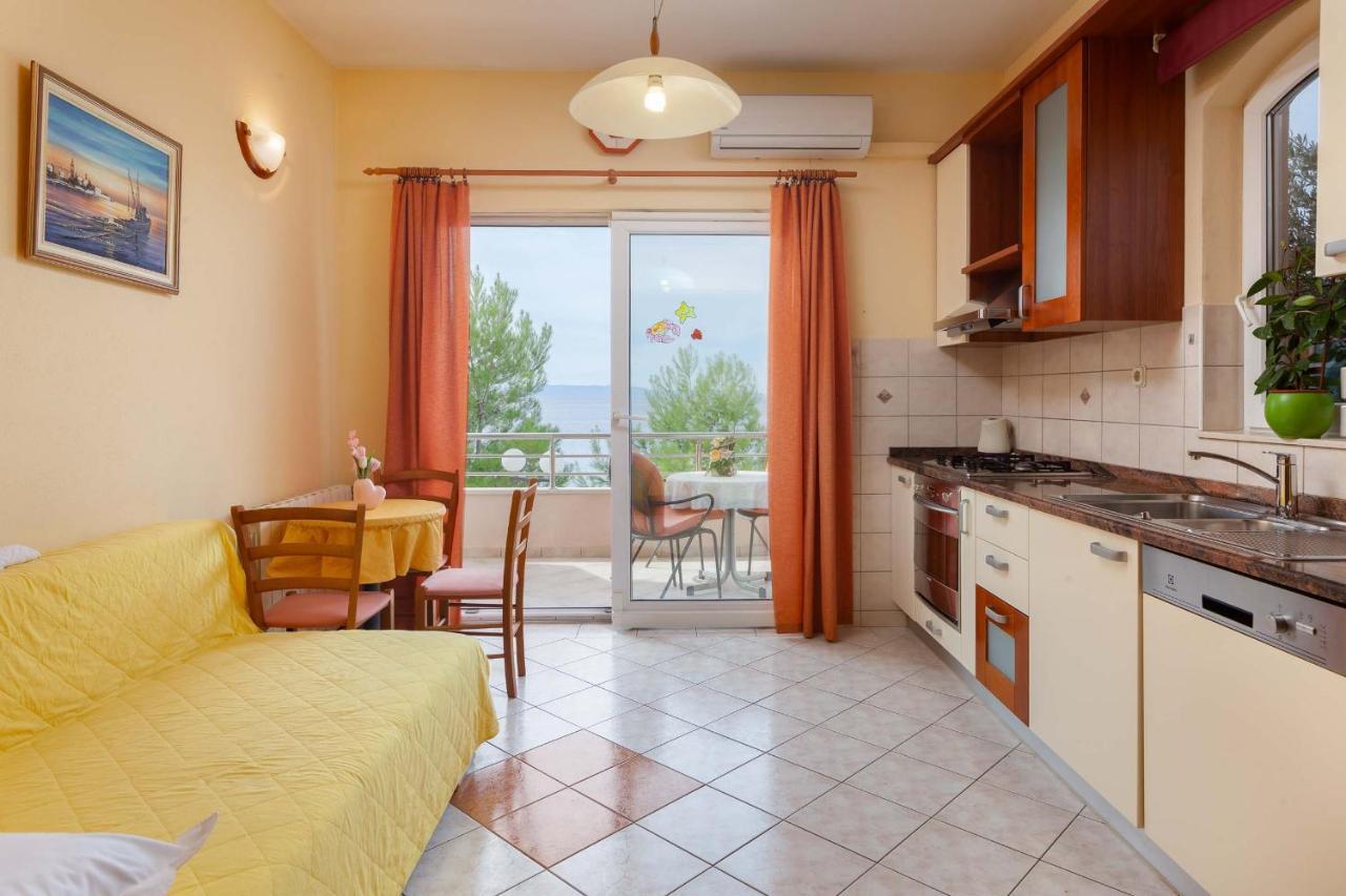 Apartments Marijan - Beachfront Tučepi Esterno foto