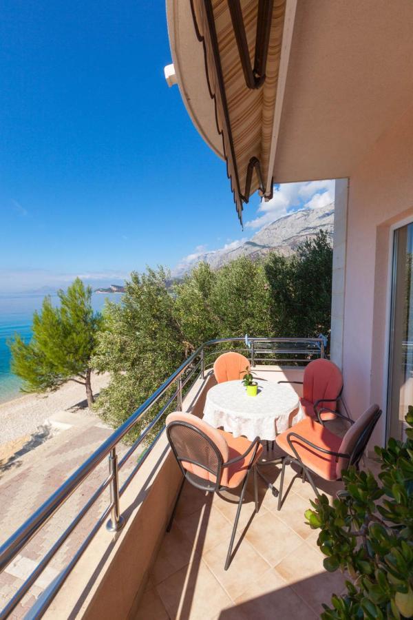 Apartments Marijan - Beachfront Tučepi Esterno foto