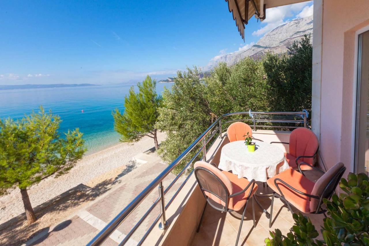 Apartments Marijan - Beachfront Tučepi Esterno foto