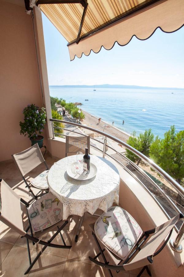 Apartments Marijan - Beachfront Tučepi Esterno foto