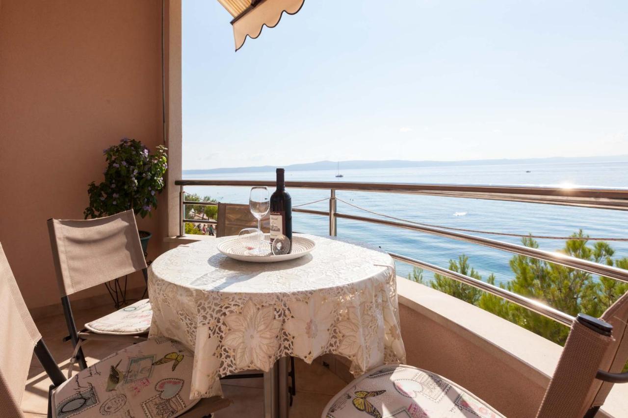 Apartments Marijan - Beachfront Tučepi Esterno foto
