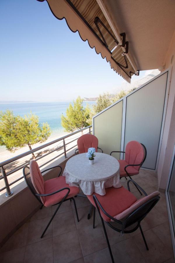 Apartments Marijan - Beachfront Tučepi Esterno foto