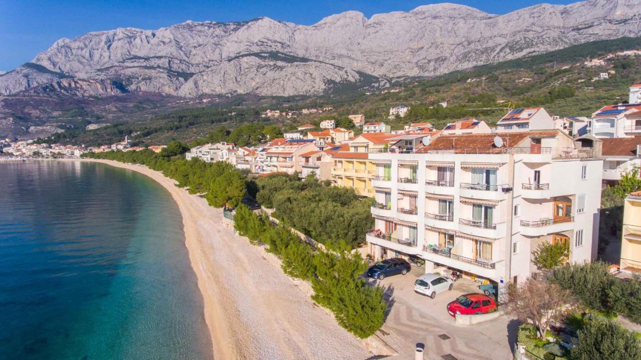 Apartments Marijan - Beachfront Tučepi Esterno foto